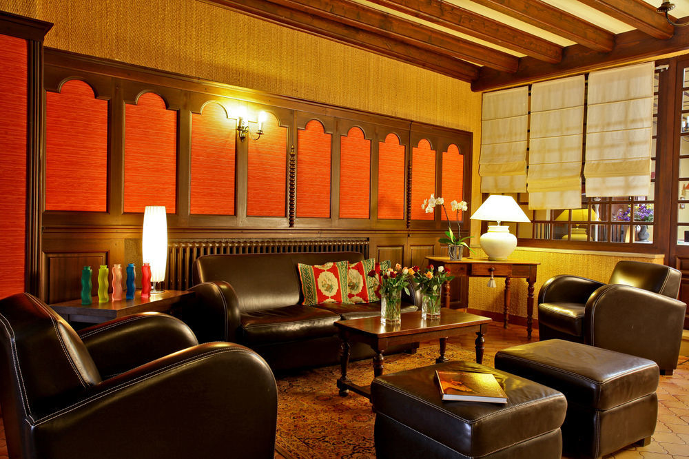 Logis Grand Hotel Pelisson Нонтрон Екстериор снимка